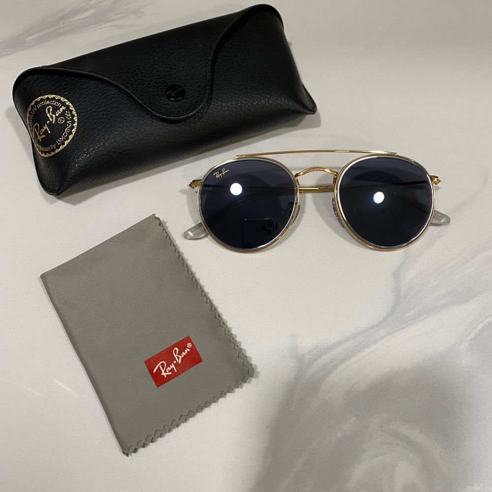 Ray-Ban Gold Frame Black Lens Round Sunglasses